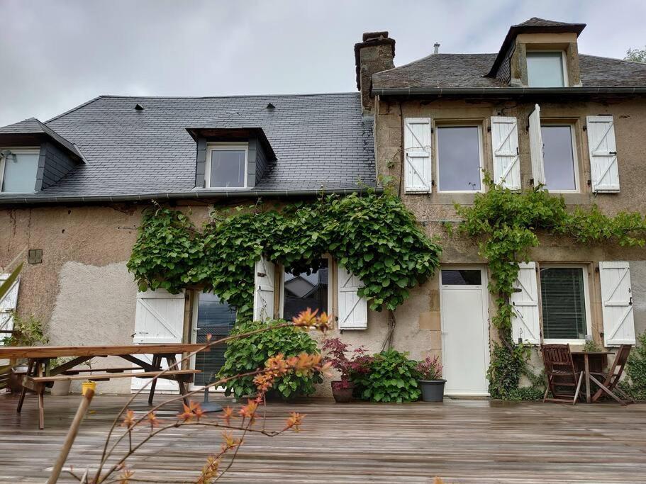 Maison Sur Les Hauteurs De Brive-La-Gaillarde Dampniat Exterior foto